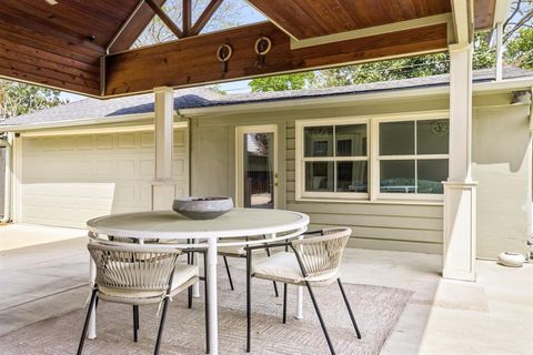 Tiny photo for 4684 S Versailles Avenue, Highland Park, TX 75209 (MLS # 21217637)