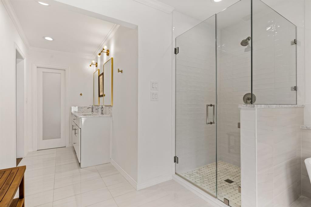 Highland Park West 09 Instl - Residential