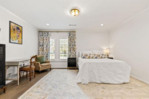 Tiny photo for 4684 S Versailles Avenue, Highland Park, TX 75209 (MLS # 21217637)