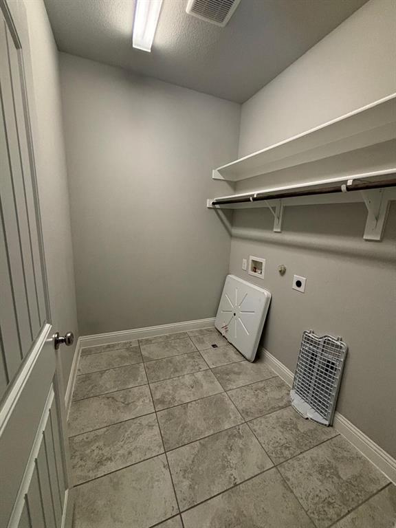 Gables At Ohio - Residential Lease