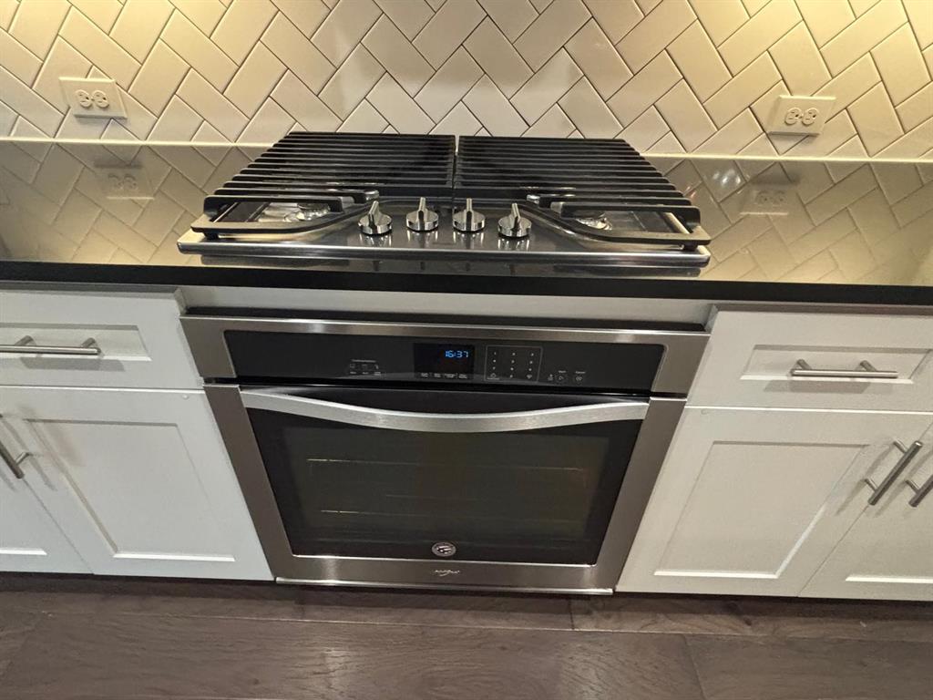 Gables At Ohio - Residential Lease