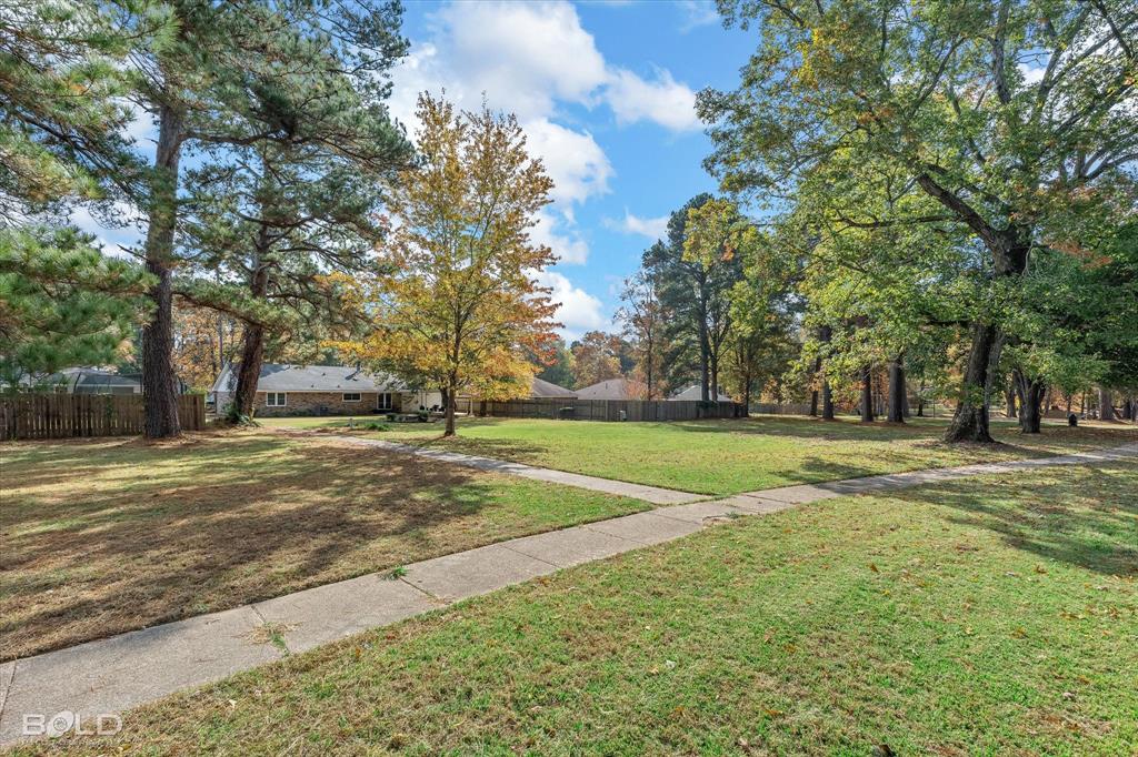 Shreveport, Louisiana 71129, United States, 3 Bedrooms Bedrooms, ,2 BathroomsBathrooms,Residential,Active,245448