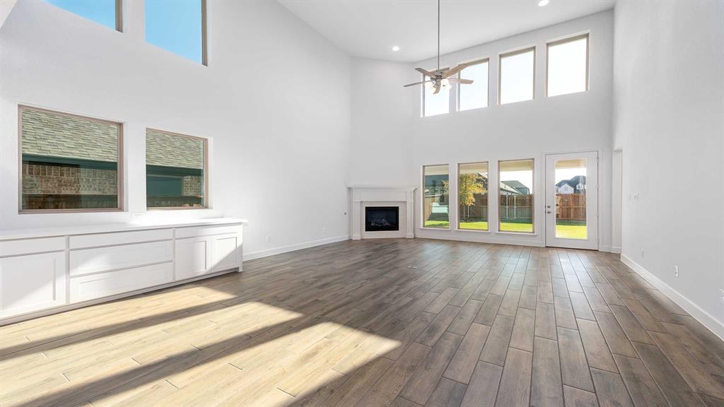 Trinity Falls - Residential