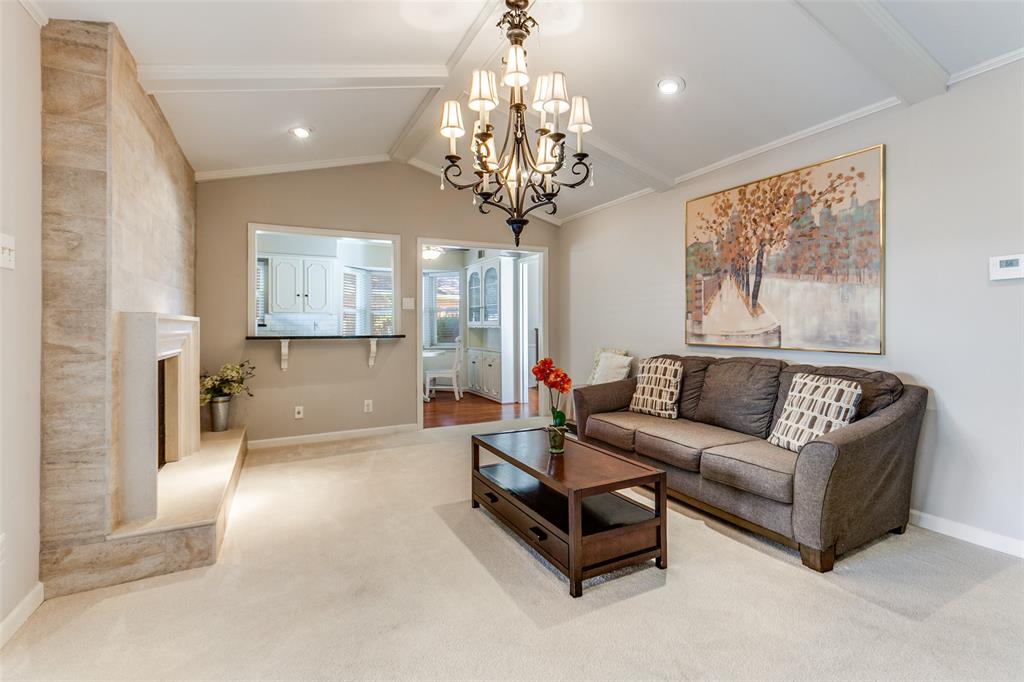 204 S Waterview Drive