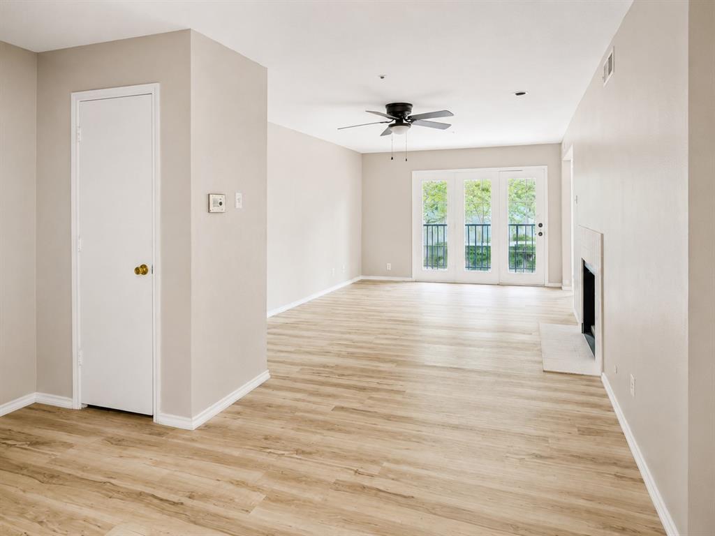 4303 Buena Vista Street 202