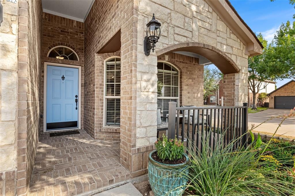 11800 Basilwood Drive