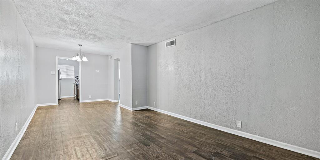 East Columbia Place - Residential Lease