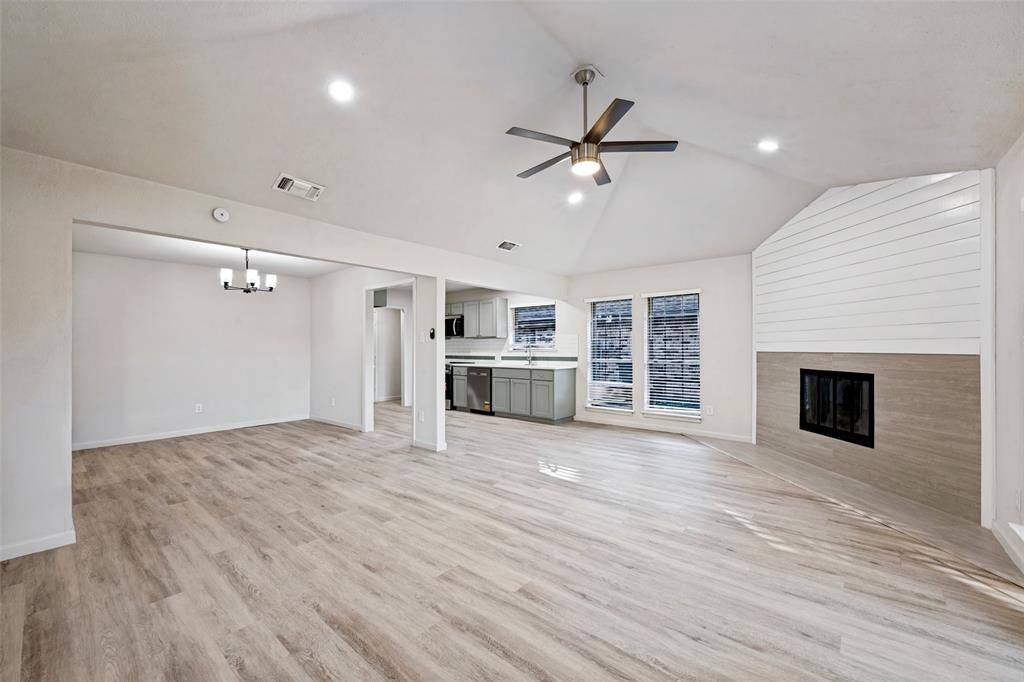 4113 Hemlock Street