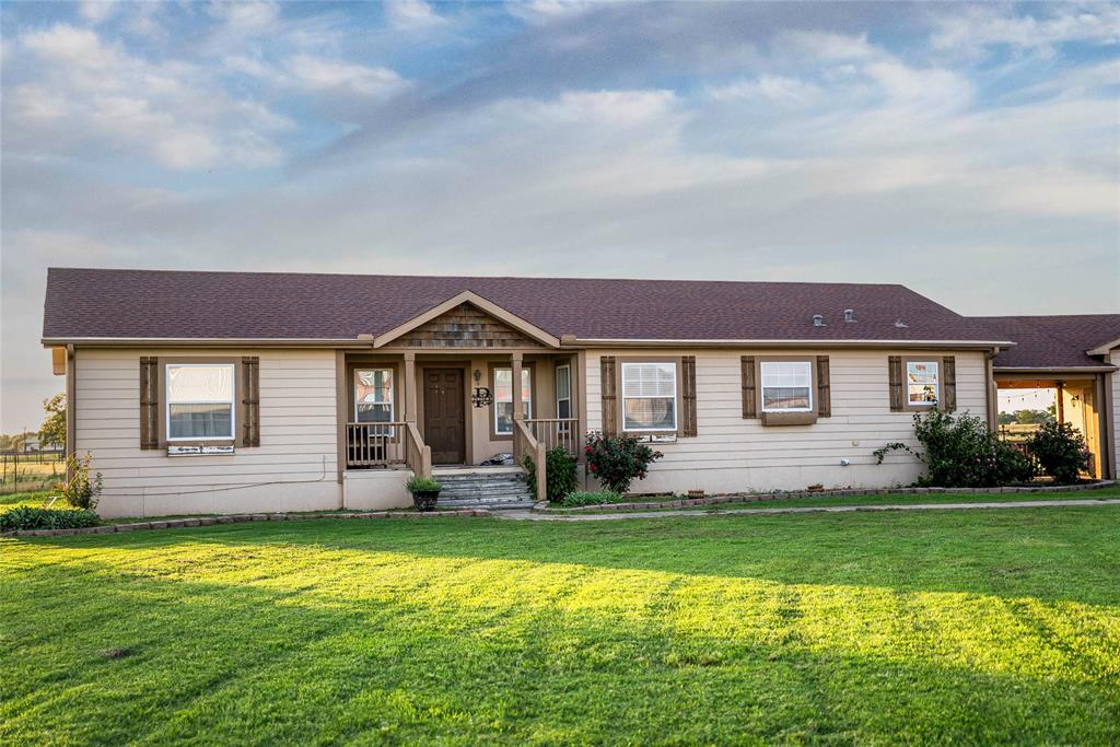 (RANCH) HORSE RANCHES IN COUNTY - Farm