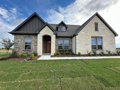 Photo of 240 Horizon Road, Valley View, TX 76272 (MLS # 21363757)