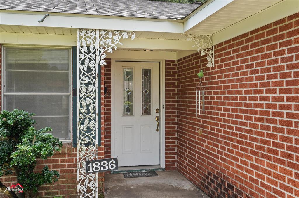1836 Bryan Place