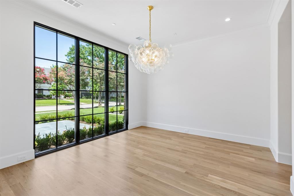 4225 Amherst