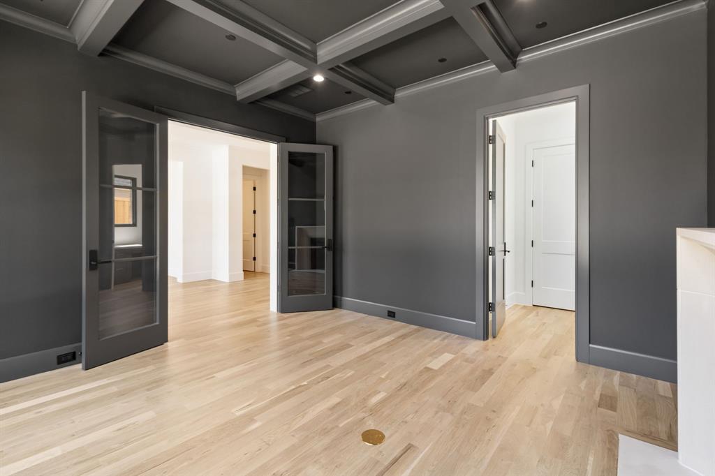 4225 Amherst