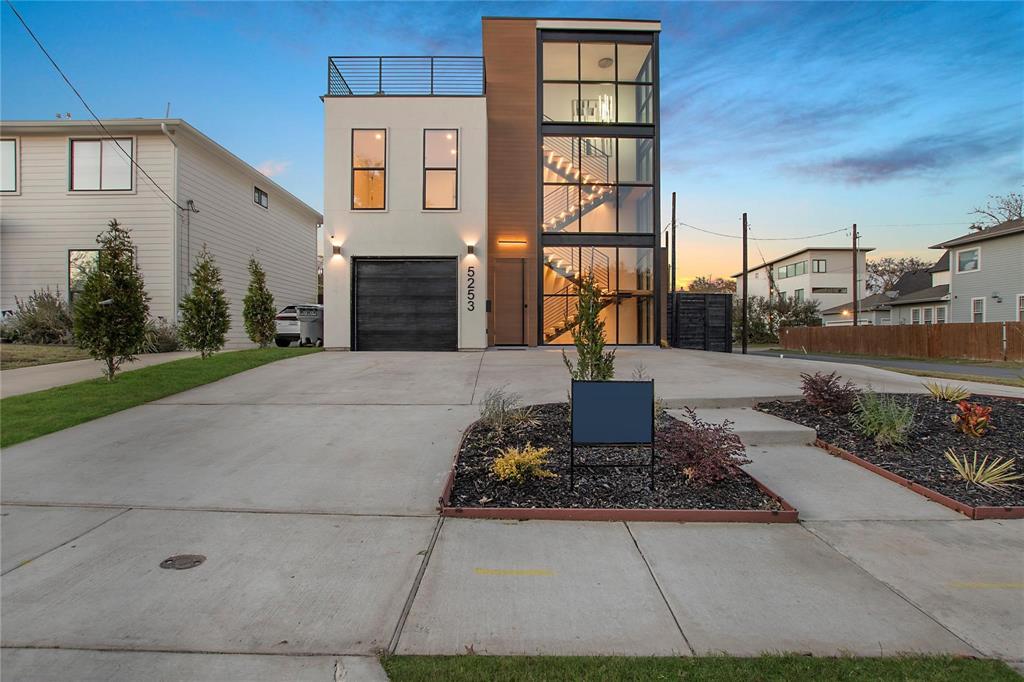 5253 Bonita Avenue
