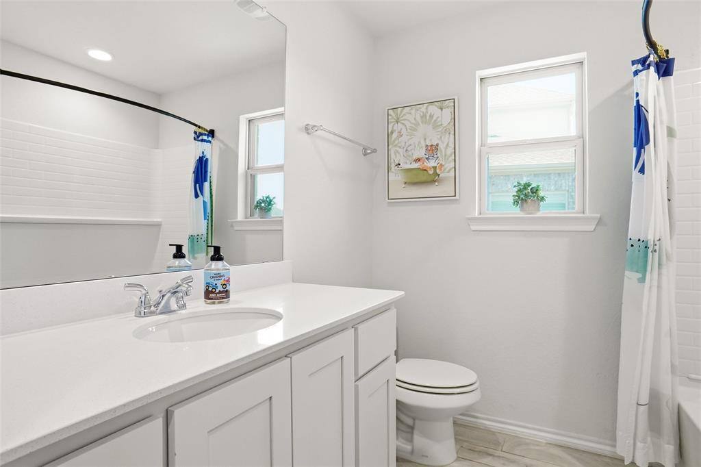 Mountain Vly Lake Tr D Ph 1 - Residential