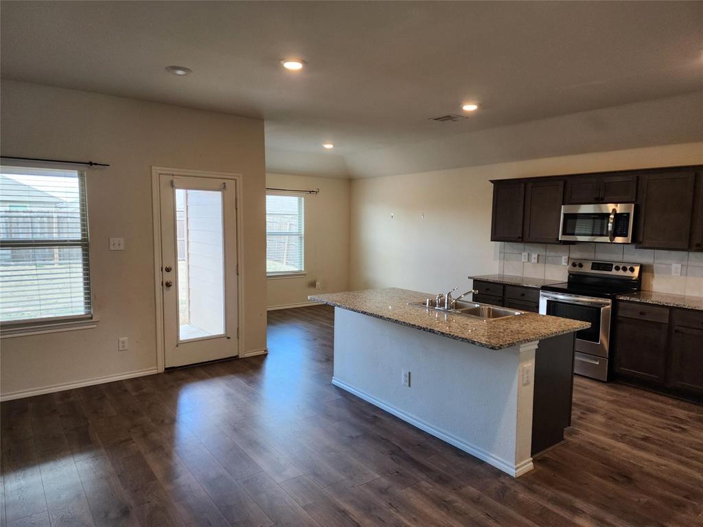 Magnolia Ph 2 - Residential Lease