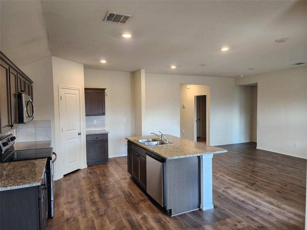 Magnolia Ph 2 - Residential Lease