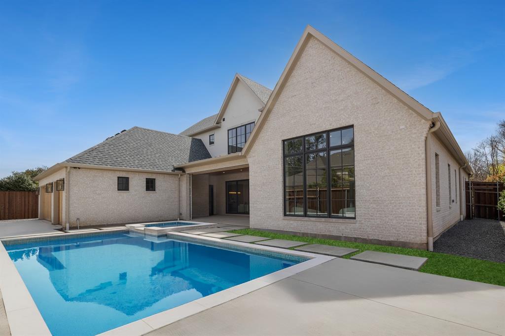 Meaders - Residential