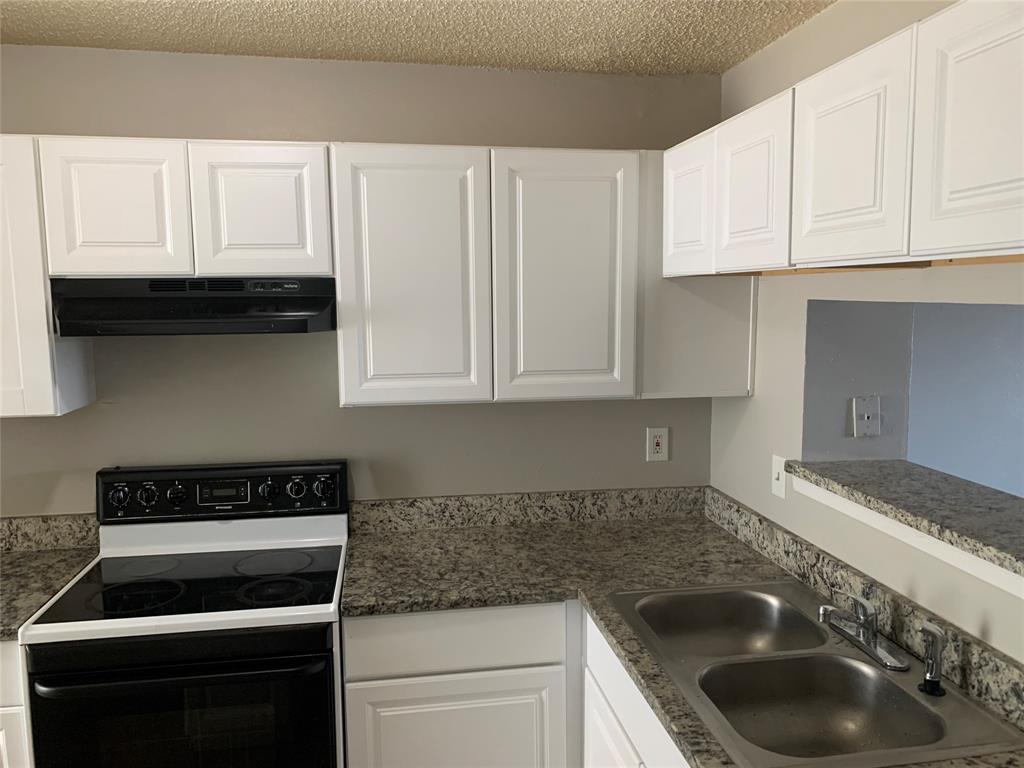 10500 Lake June Road O06