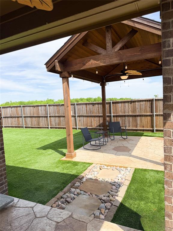 929 Philadelphia Street