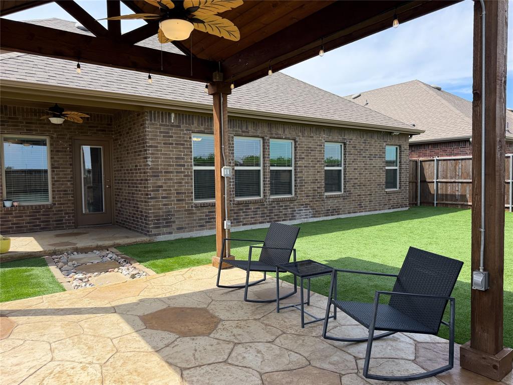 929 Philadelphia Street