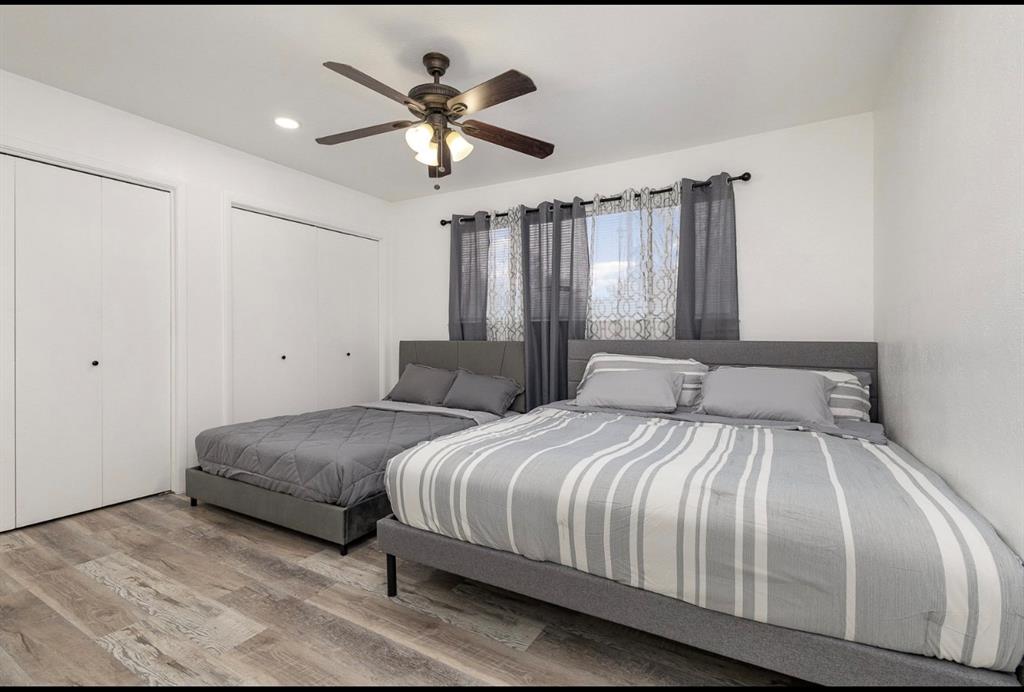 Saint Claire Woods Twnhs - Residential Lease