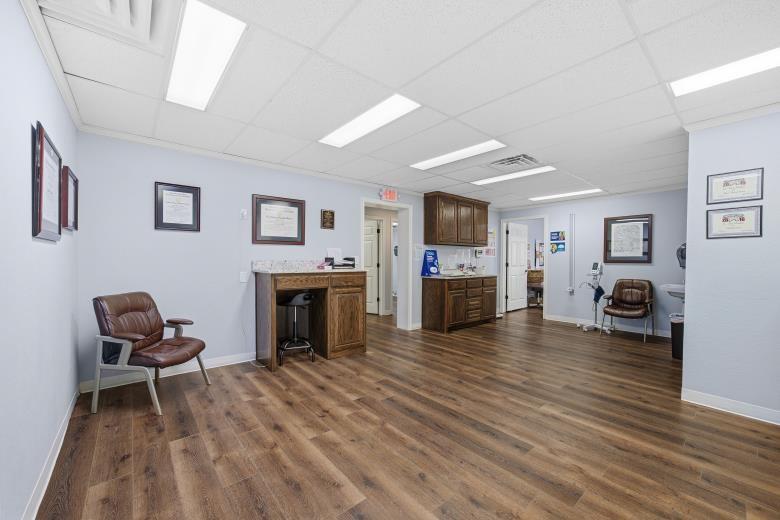 J Nowling Survey - Commercial Sale