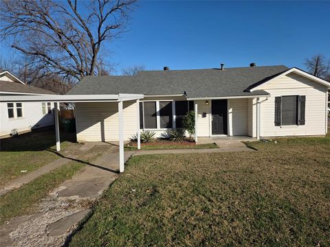 Photo of 3600 Katrine Street, Haltom City, TX 76117 (MLS # 21144559)
