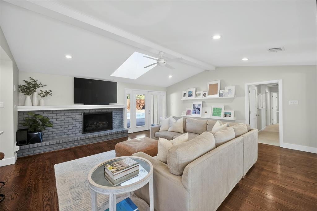 FOREST GLEN 1ST SEC - Residential