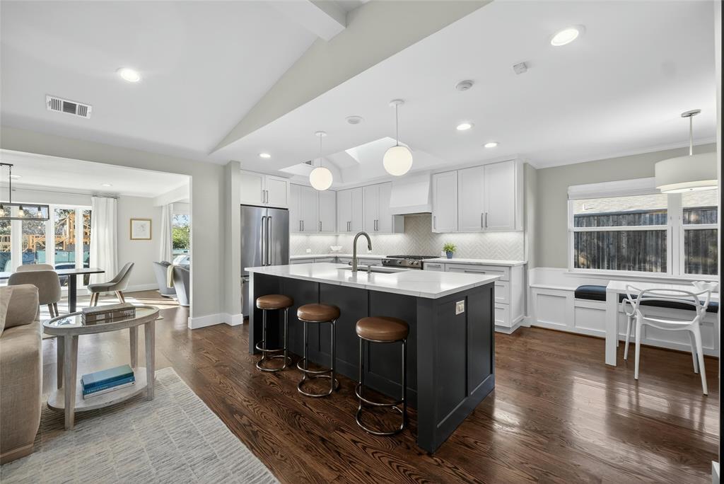 FOREST GLEN 1ST SEC - Residential