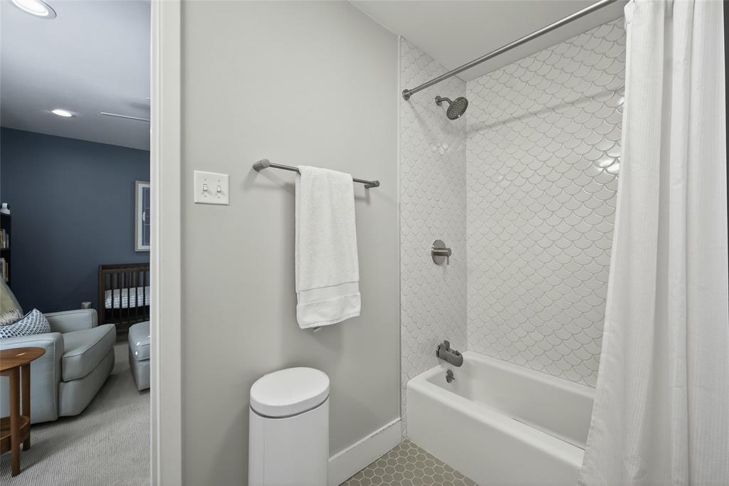 FOREST GLEN 1ST SEC - Residential