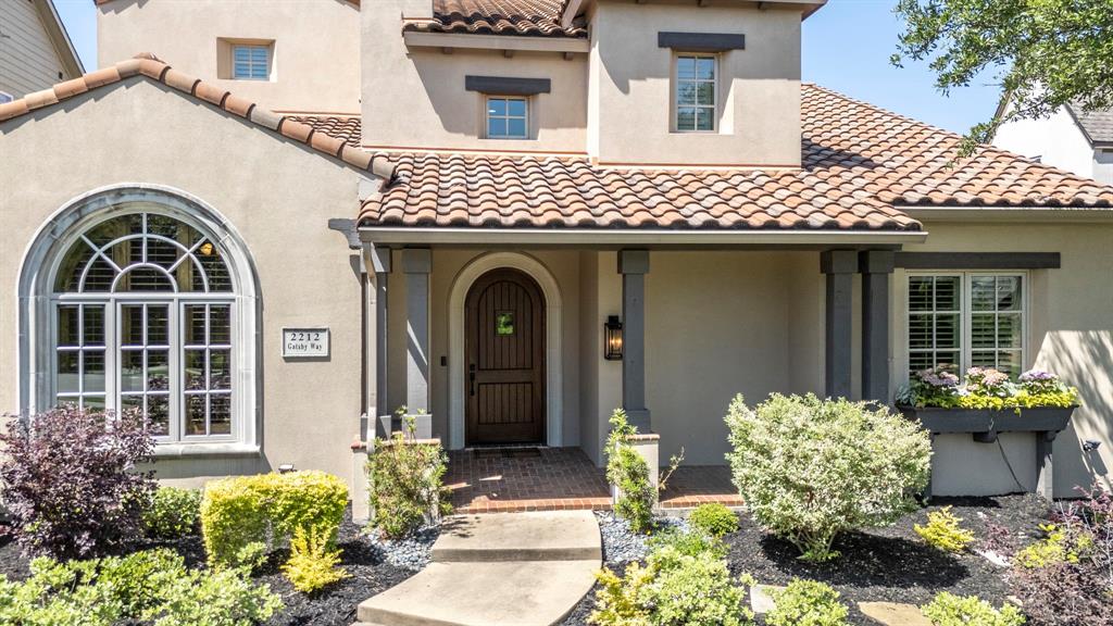 2212 Gatsby Way