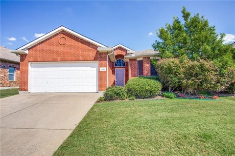 Photo of 6532 Alexandra Meadows Drive, Fort Worth, TX 76131 (MLS # 21315155)