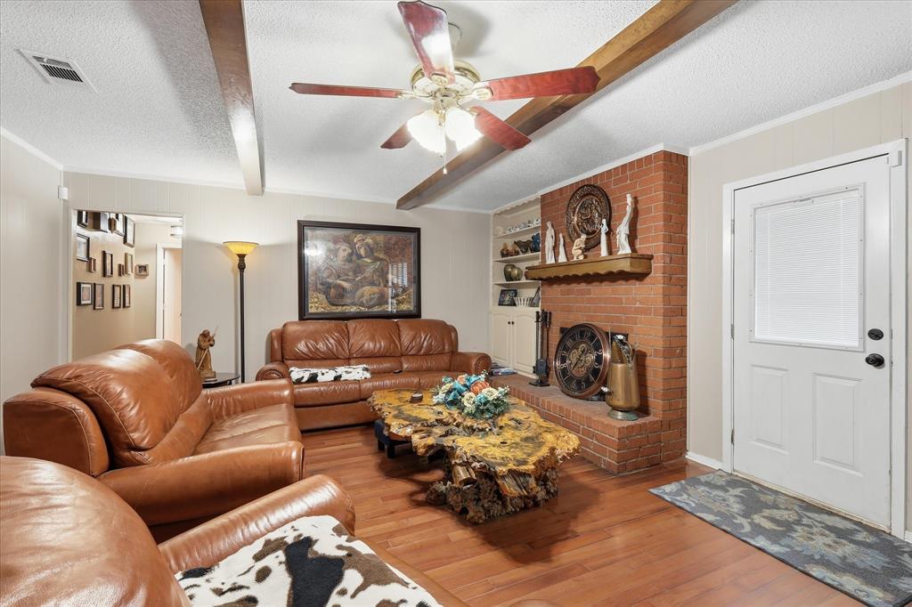 2604 Meadow Place