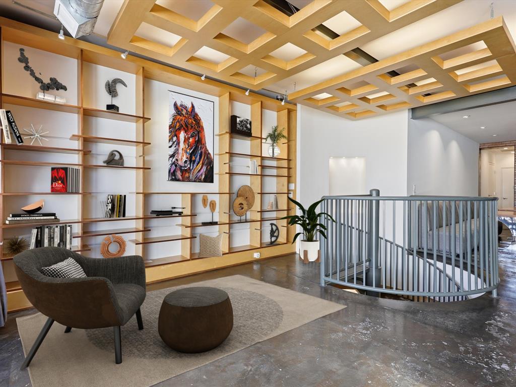 511 N Akard Street 1505