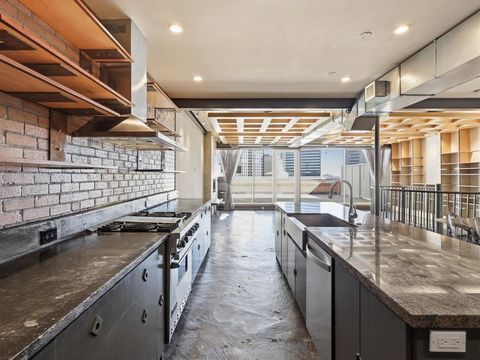 511 N Akard Street 1505 Dallas TX 75201