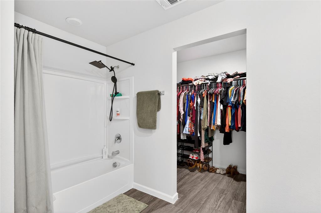 THE VILLAGES OF MAYFIELD PH 2 - Residential