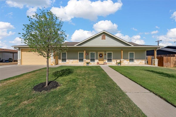 505 DAVID DAVIS DR, MCGREGOR, TX 76657 - Image 91b6097e20d15fbc7327cfed6bff75ef/3554017945