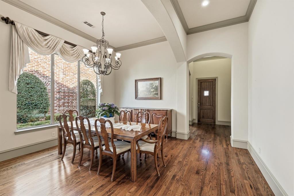 5572 Foard Drive