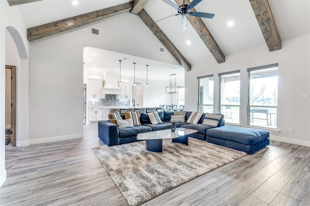 105 Clayton Crossing