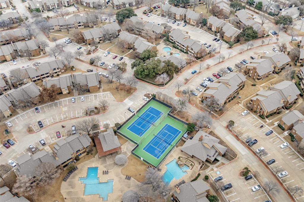 Cloisters Condo The - Residential