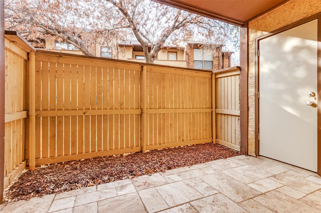 Cloisters Condo The - Residential