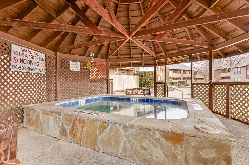 Cloisters Condo The - Residential