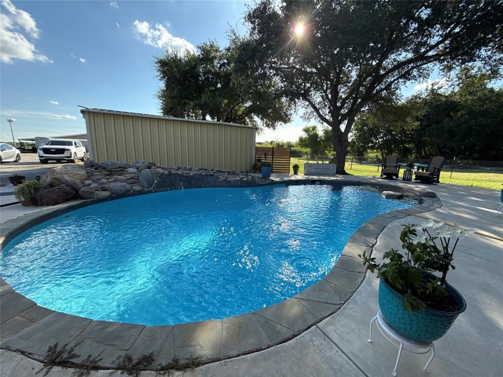 Photo of 5215 Milam Road, Mesquite, TX 75181 (MLS # 21034081)