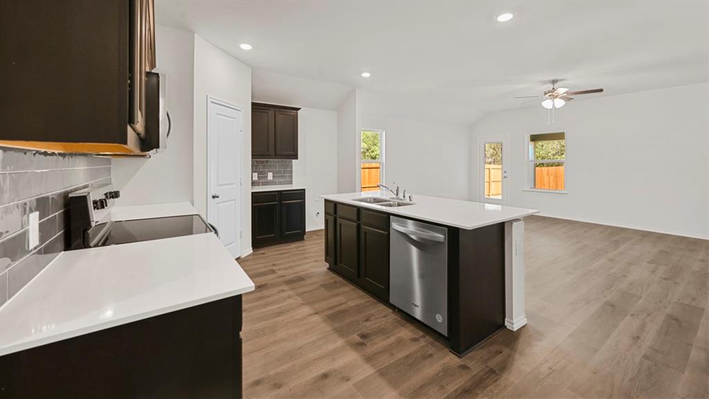 Waverly Estates - Residential