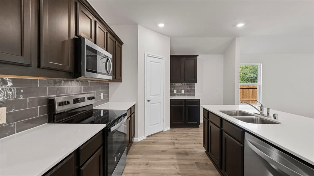 Waverly Estates - Residential