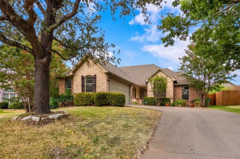 Photo of 2205 Covington Court, Sherman, TX 75092 (MLS # 21387700)