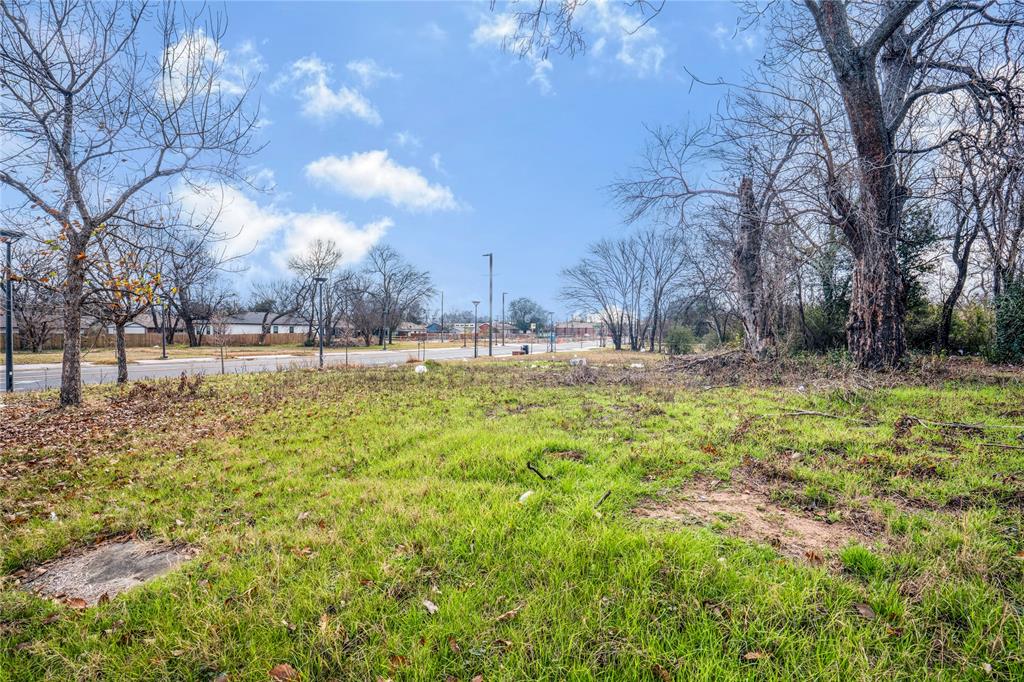 Lincoln Manor - Land