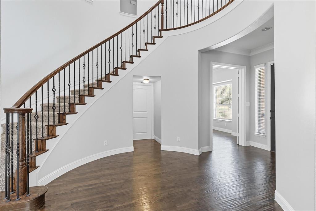 1632 Alamosa Drive