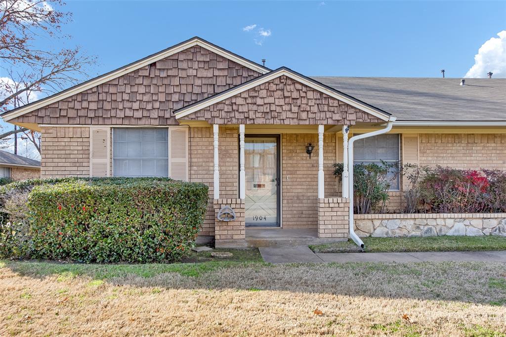 Westwood 6th Add - Residential Income